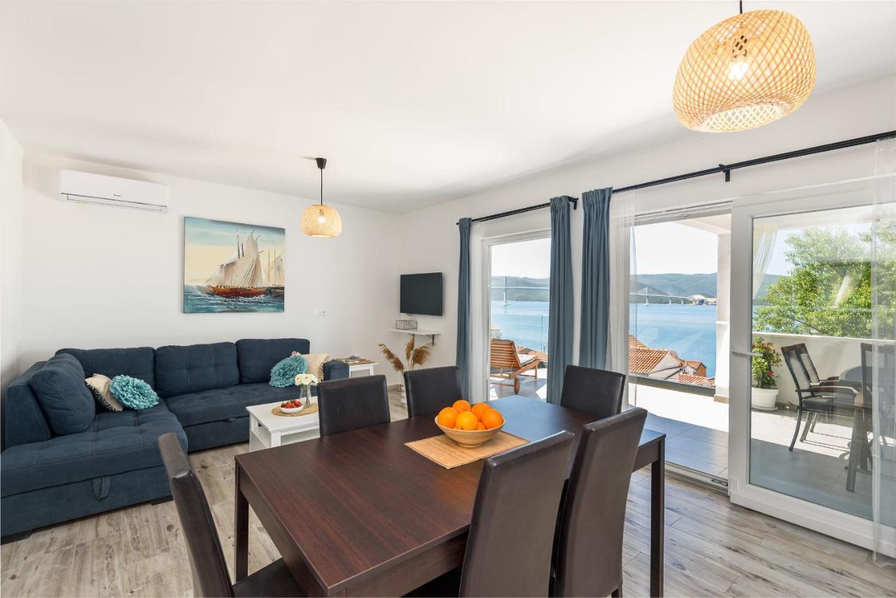 Apartments Morska Vila 3 Komarna Eksteriør billede