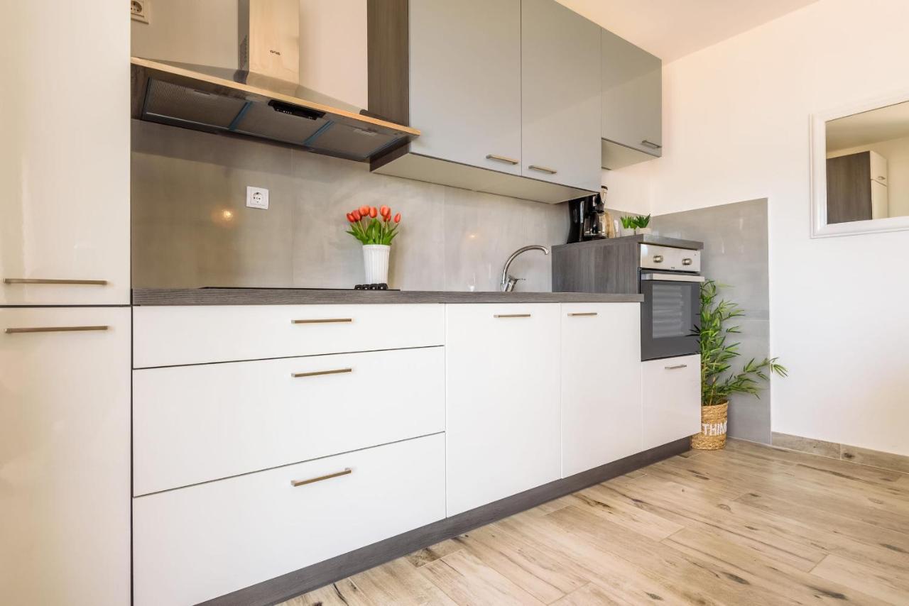 Apartments Morska Vila 3 Komarna Eksteriør billede