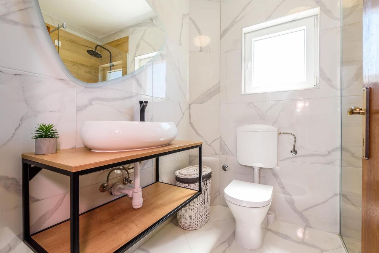 Apartments Morska Vila 3 Komarna Eksteriør billede